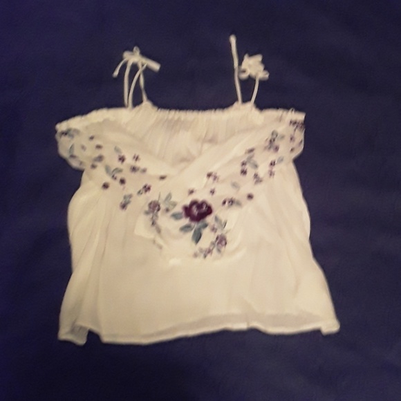 Flowing ebriodered blouse - Picture 2 of 3